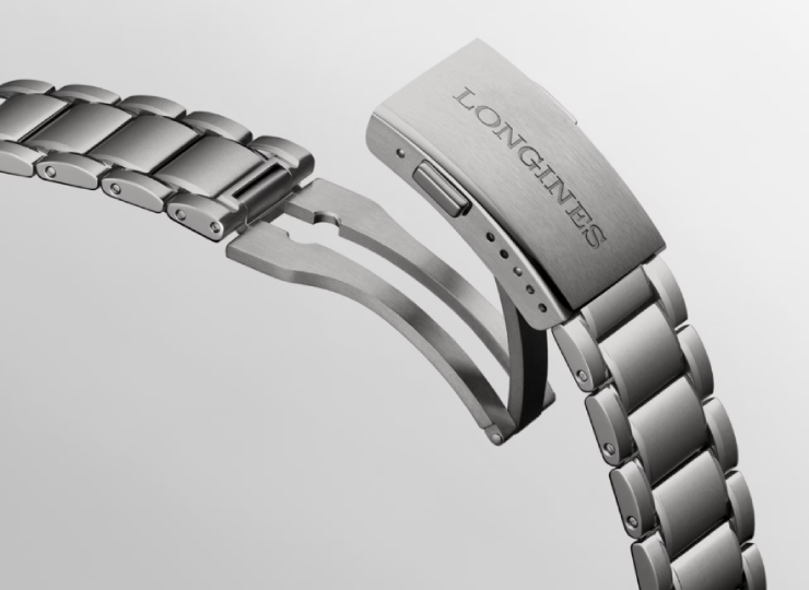 LONGINES スピリット ZULU TIME TITANIUM 39mm L3.802.1.53.6