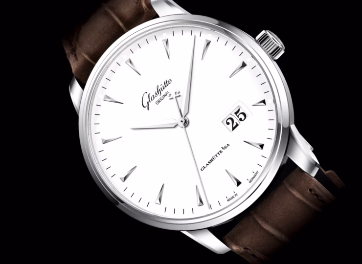 GLASHÜTTE ORIGINAL セネタ・エクセレンス・パノラマデイト 42mm ホワイト文字盤 ステンレススティール ブラウン ルイジアナ・アリゲーター・ストラップ 1-36-03-05-02-31