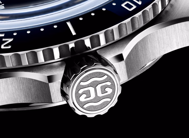 GLASHÜTTE ORIGINAL SeaQパノラマデイト 43.2mm ラディアントブルー文字盤 ステンレススティール ブレスレット 1-36-13-02-81-70