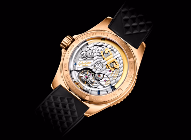 GLASHÜTTE ORIGINAL SeaQパノラマデイト 43.2mm ブラック文字盤 レッドゴールド ブラック ラバーストラップ 1-36-13-03-90-33