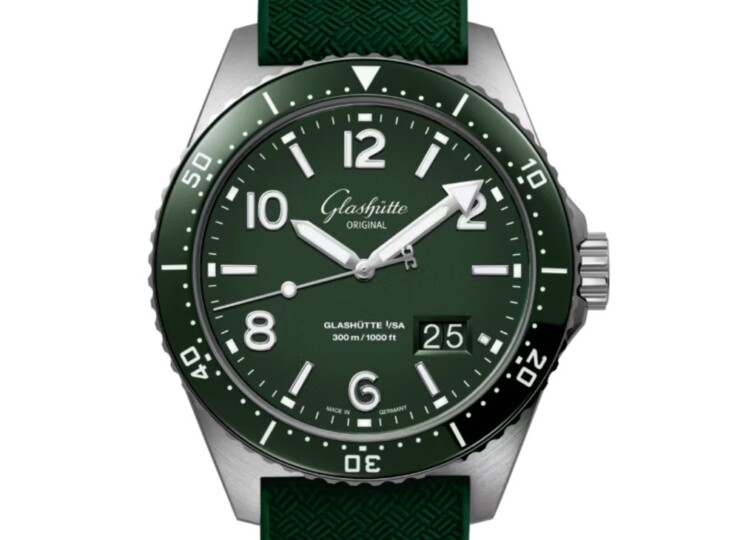 GLASHÜTTE ORIGINAL SeaQパノラマデイト 43.2mm リードグリーン文字盤 ステンレススティール グリーン ラバーストラップ 1-36-13-07-83-33