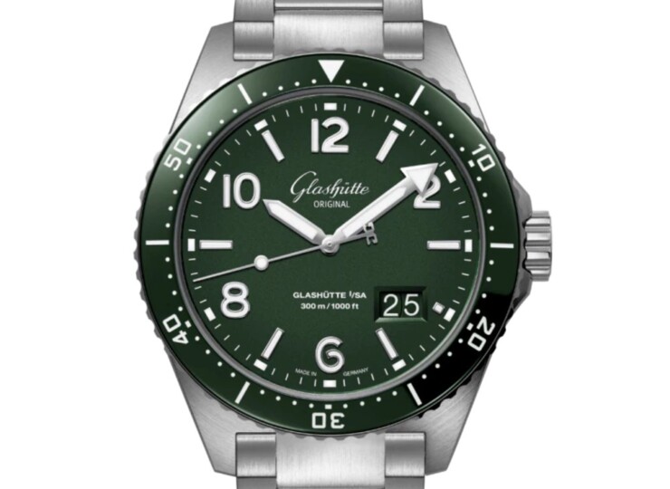 GLASHÜTTE ORIGINAL SeaQパノラマデイト 43.2mm リードグリーン文字盤 ステンレススティール ブレスレット 1-36-13-07-83-70