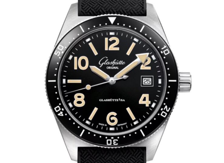 GLASHÜTTE ORIGINAL SeaQ 39.5mm ブラック文字盤 ステンレススティール ブラック ラバーストラップ 1-39-11-06-80-33