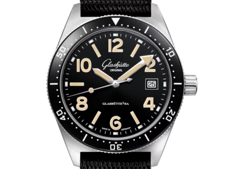 GLASHÜTTE ORIGINAL SeaQ 39.5mm ブラック文字盤 ステンレススティール ブラック シンセティック 1-39-11-06-80-35