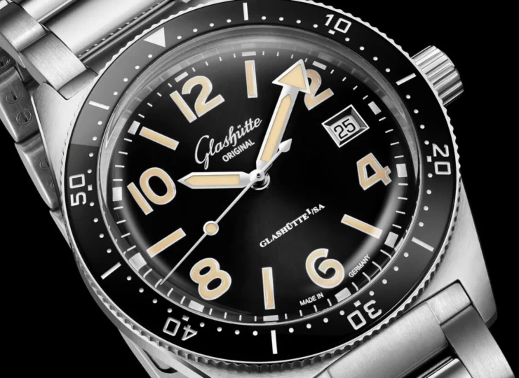 GLASHÜTTE ORIGINAL SeaQ 39.5mm ブラック文字盤 ステンレススティール ブレスレット 1-39-11-06-80-70