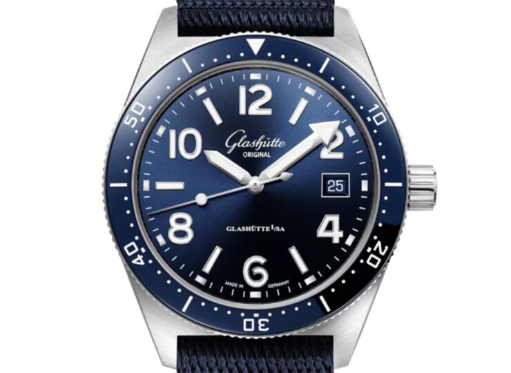 GLASHÜTTE ORIGINAL SeaQ 39.5mm ラディアントブルー文字盤 ステンレススティール ブルー シンセティック（Ref.1-39-11-09-81-34） 1-39-11-09-81-34