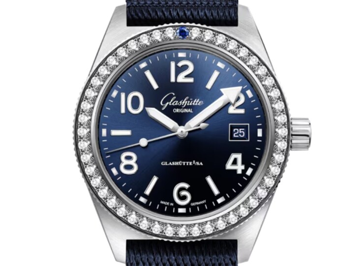 GLASHÜTTE ORIGINAL SeaQ 39.5mm ラディアントブルー文字盤 ステンレススティール ブルー シンセティック(Ref.1-39-11-09-82-34) 1-39-11-09-82-34