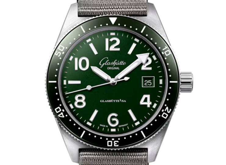 GLASHÜTTE ORIGINAL SeaQ 39.5mm リードグリーン文字盤 ステンレススティール グレー シンセティック 1-39-11-13-83-34