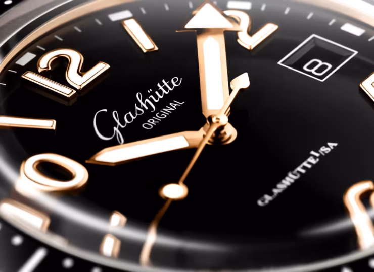 GLASHÜTTE ORIGINAL SeaQ 39.5mm ブラック文字盤 レッドゴールド ブラック ラバーストラップ 1-39-11-17-91-33