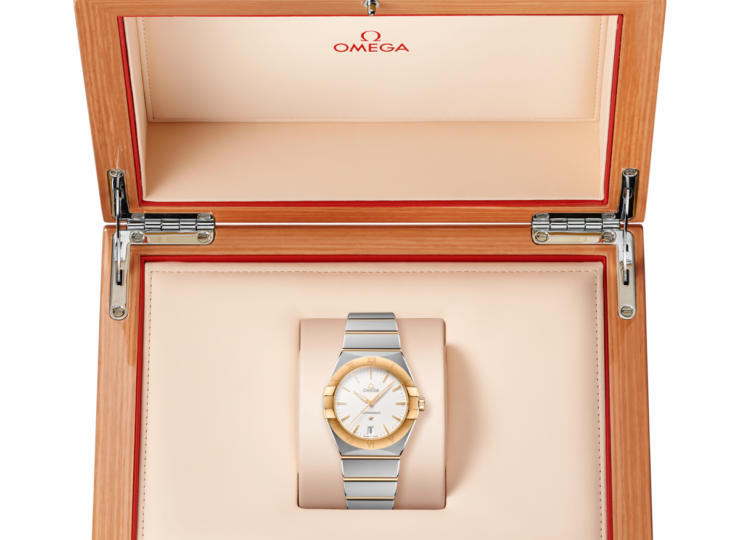 OMEGA コンステレーション 36mm シルバー文字盤 131.20.36.60.02.002 外箱