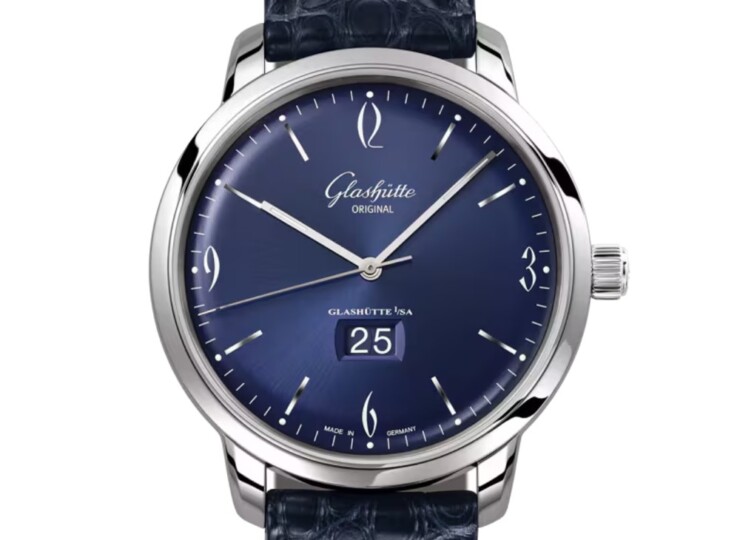GLASHÜTTE ORIGINAL シックスティーズ・パノラマデイト 42mm ラディアントブルー文字盤 2-39-47-06-02-04