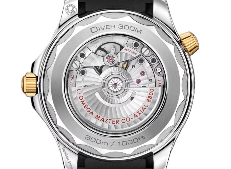 OMEGA シーマスター ダイバー300M 42mm ブラック文字盤 ステンレススティール&イエローゴールド 210.22.42.20.01.001