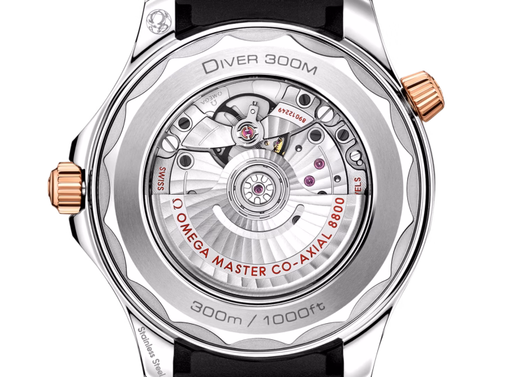 OMEGA シーマスター ダイバー300M 42mm ブラック文字盤 ステンレススティール&セドナゴールド ラバーストラップ 210.22.42.20.01.002