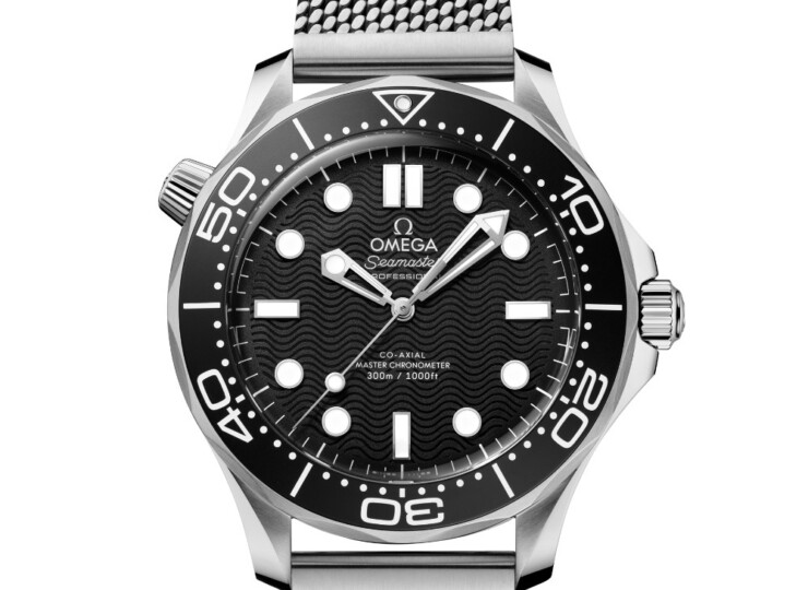OMEGA シーマスター ダイバー300M 42mm ブラック文字盤 ステンレススティール メッシュブレスレット 210.30.42.20.01.010