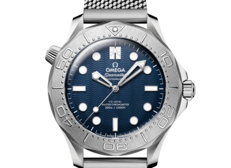 OMEGA シーマスター ダイバー300M 42mm ジェームズ・ボンド エディション ブルー文字盤 210.30.42.20.03.004