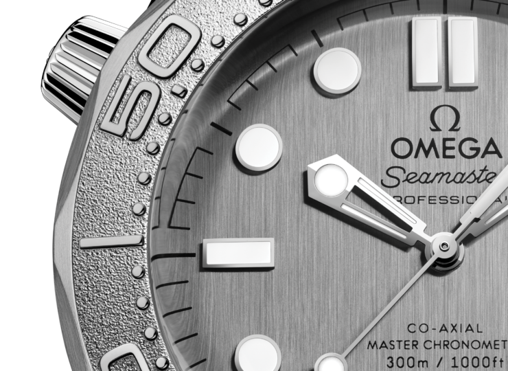 OMEGA シーマスター ダイバー300M 42mm グレー文字盤 ステンレススティール メッシュブレスレット 210.30.42.20.06.002