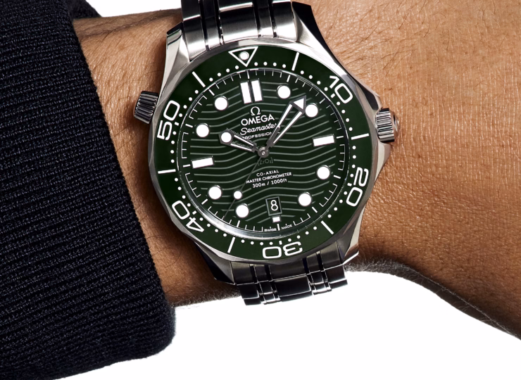 OMEGA シーマスター ダイバー300M 42mm グリーン文字盤 ステンレススティール ブレスレット 210.30.42.20.10.001