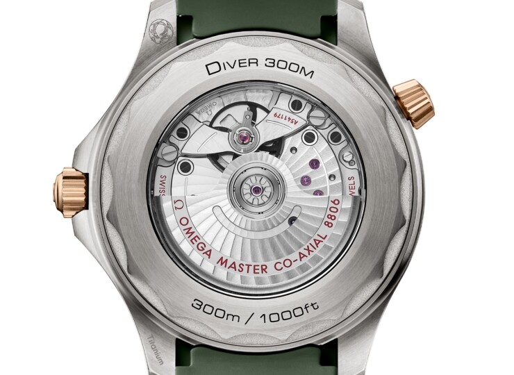 OMEGA シーマスター ダイバー300M 42mm グリーン文字盤 チタン＆ブロンズゴールド ラバーストラップ 210.92.42.20.10.001
