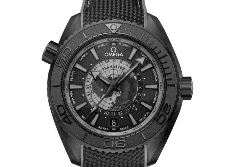 OMEGA シーマスター プラネットオーシャン 600M GMT ワールドタイマー 45.5mm ブラック文字盤 ブラックセラミック ブラック・ラバーストラップ グレー・アクセント 215.92.46.22.01.007