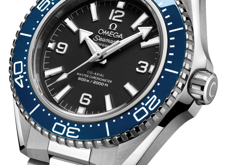 OMEGA シーマスター プラネットオーシャン 600M 42mm ブラック文字盤 ブルーセラミックベゼル ブレスレット 217.30.42.21.01.002