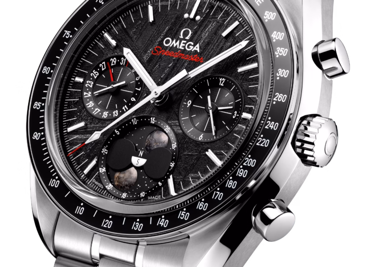 OMEGA スピードマスター ムーンフェイズ 43mm メテオライト ブラック文字盤 304.30.43.52.01.001