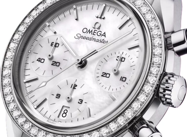 OMEGA スピードマスター 38mm ホワイト文字盤 ステンレススティール ブレスレット ダイヤモンド・ベゼル 324.15.38.50.05.001
