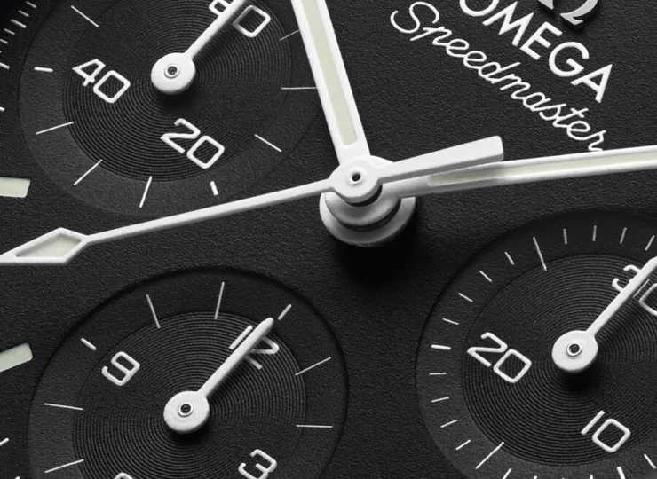 OMEGA スピードマスター 38mm ブラック文字盤 324.30.38.50.01.002