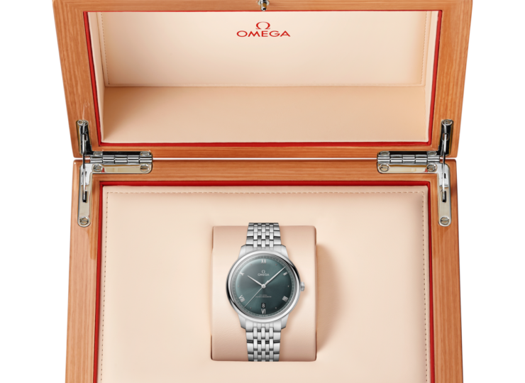 OMEGA デ・ヴィル プレステージ 40mm グリーン文字盤 434.10.40.20.10.001 外箱