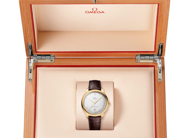 OMEGA デ・ヴィル プレステージ 40mm シルバー文字盤 イエローゴールド 434.53.40.20.02.002 外箱