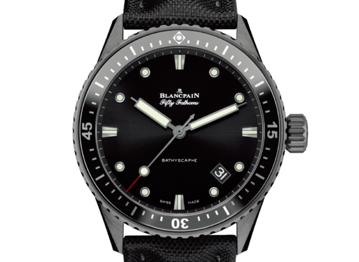 BLANCPAIN フィフティ ファゾムス バチスカーフ 43.6mm ブラック文字盤 セラミック セイルキャンバスストラップ 5000-0130-B52A