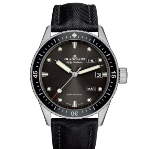フィフティ ファゾムス バチスカーフ アニュアルカレンダー 43mm ブラック文字盤
