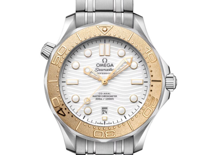 OMEGA シーマスター ダイバー300M 42mm パリ2024 ホワイト文字盤 522.21.42.20.04.001