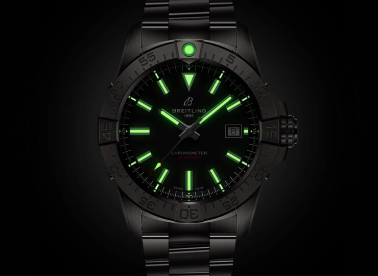 BREITLING アベンジャー オートマチック 42 ブラック文字盤 A17328101B1A1