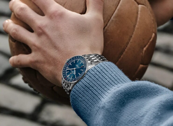 BREITLING ナビタイマー オートマチック 41 ブルー文字盤 A17329161C1A1