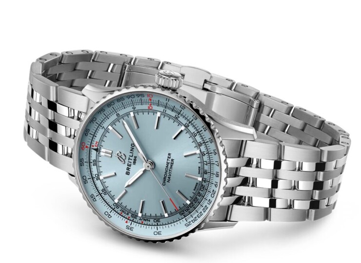 BREITLING ナビタイマー オートマチック 41 アイスブルー文字盤 A17329171C1A1