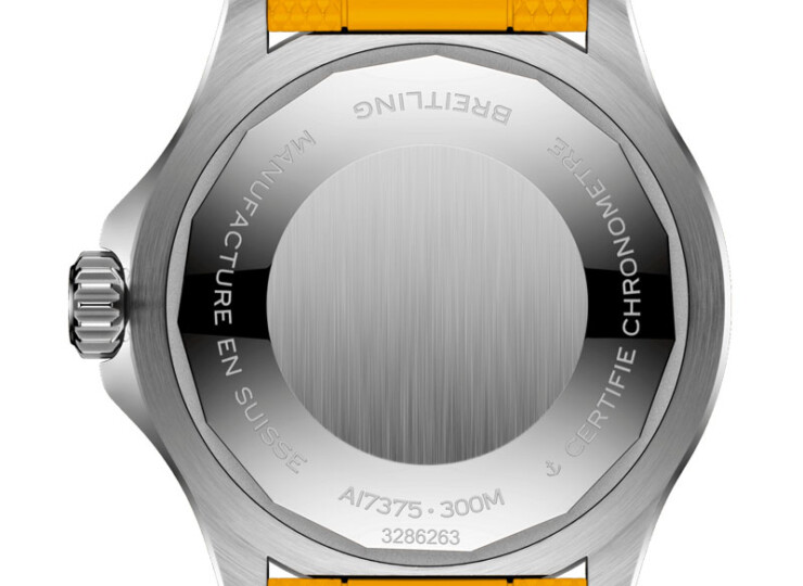 BREITLING スーパーオーシャン オートマチック 42 ブラック文字盤 ステンレススティール イエロー・ラバー・ストラップ A17375211B2S4