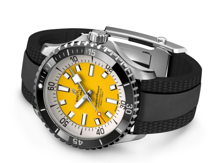 BREITLING スーパーオーシャン オートマチック 42 イエロー文字盤 A17375211I1S1