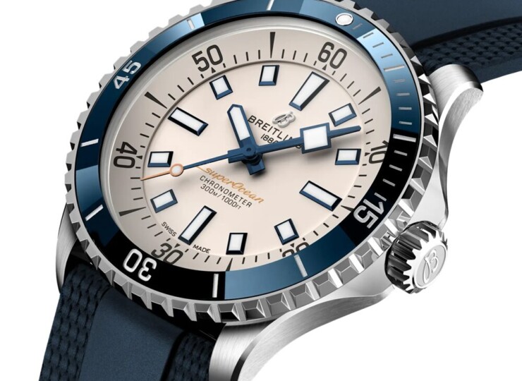 BREITLING スーパーオーシャン オートマチック 42 クリーム文字盤 A17375E71G1S1