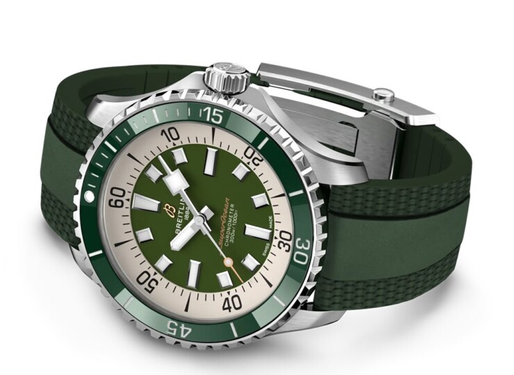 BREITLING スーパーオーシャン オートマチック 44 グリーン文字盤 A17376A31L1S1