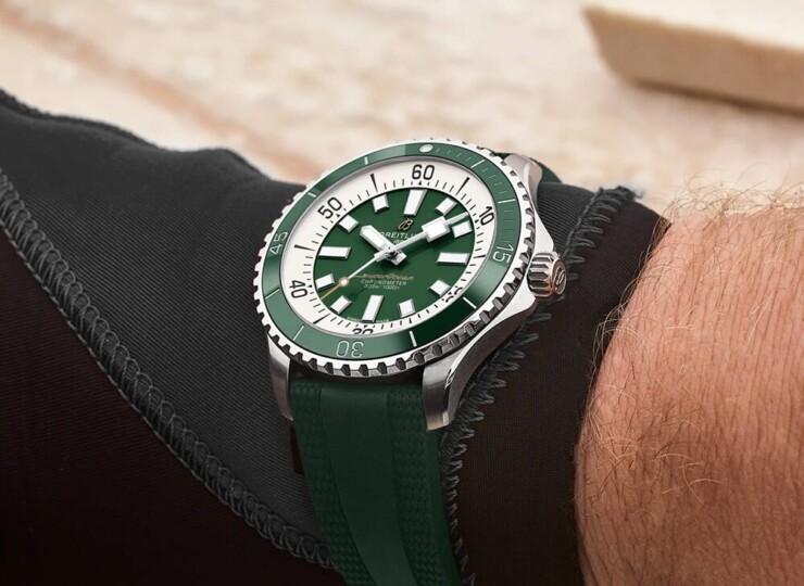 BREITLING スーパーオーシャン オートマチック 44 グリーン文字盤 A17376A31L1S1