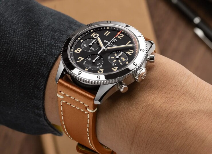 BREITLING クラシック アヴィ クロノグラフ 42 P-51 マスタング ブラック文字盤 ステンレススティール A233803A1B1X1