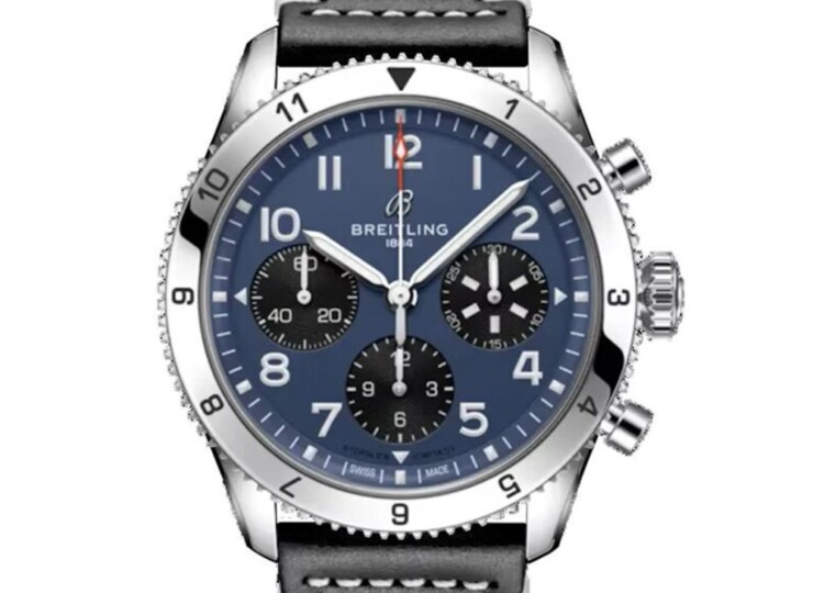 BREITLING クラシック アヴィ クロノグラフ 42 室屋義秀 リミテッド ブルー文字盤 A233804A1C1X1