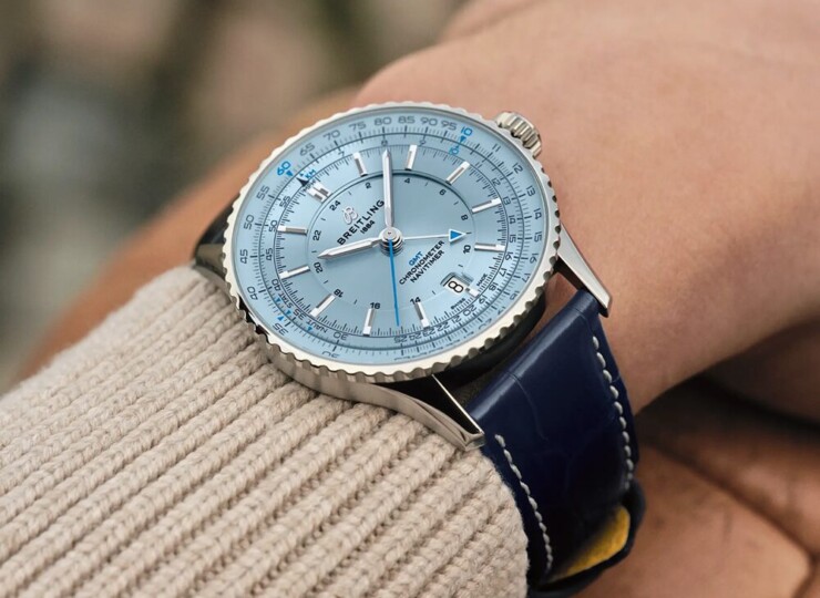BREITLING ナビタイマー オートマチック GMT 41 アイスブルー文字盤 A32310171C1P1