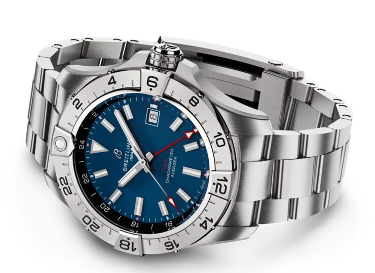 BREITLING アベンジャー オートマチック GMT 44 ブルー文字盤 A32320101C1A1