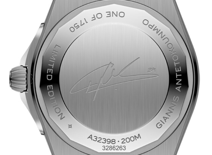 BREITLING クロノマット オートマチック GMT 40 ヤニス・アデトクンボ グリーン文字盤 A32398A11L1A1