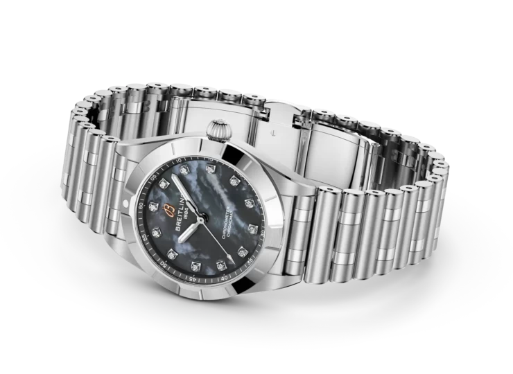 BREITLING クロノマット 28 ジャパン エディション ブラック マザーオブパール文字盤 A72310101B1A1