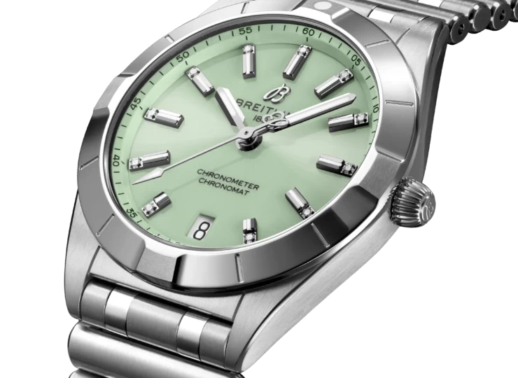 BREITLING クロノマット 32 ミントグリーン文字盤 A77310101L1A1