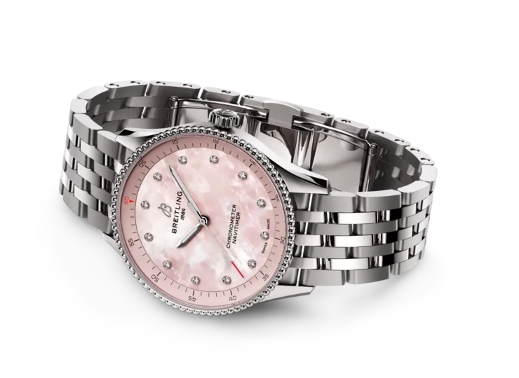BREITLING ナビタイマー 32 ピンク マザーオブパール文字盤 A77320D91K1A1