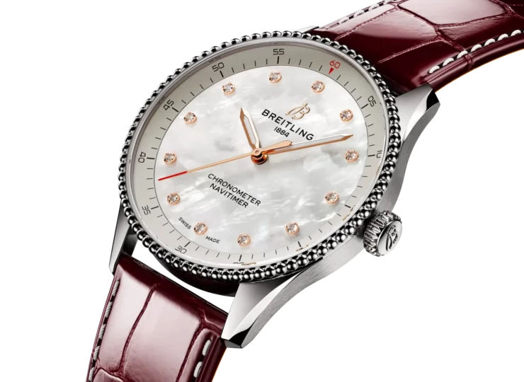 BREITLING ナビタイマー 32 マザーオブパール文字盤 ステンレススティール A77320E61A2P2