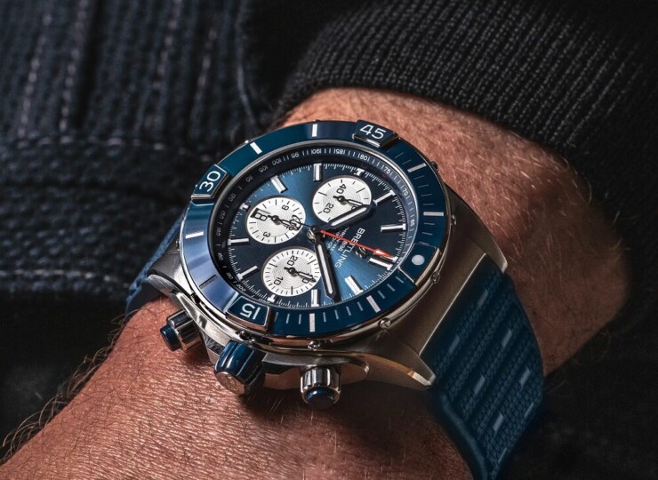 BREITLING スーパー クロノマット B01 44 ブルー文字盤 AB0136161C1S1